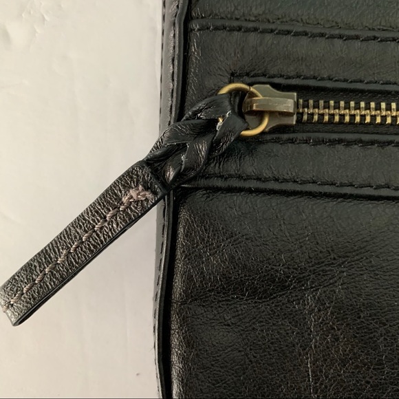 The Sak Leather Black Crossbody Bag or Purse - Picture 6 of 13